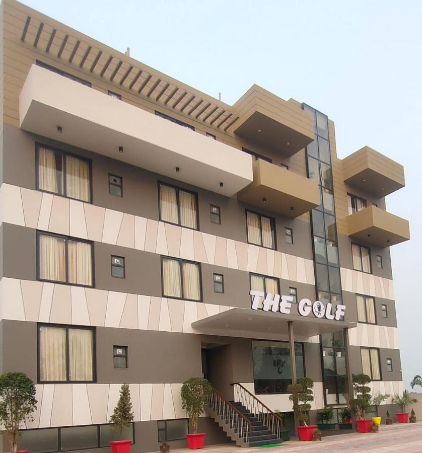Hotel The Golf 1 Lucknow Exterior photo